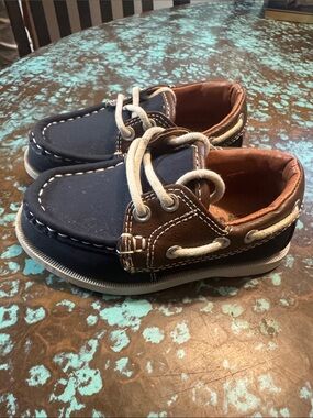 Robert Wayne Navy and Brown Kids Moccasins
